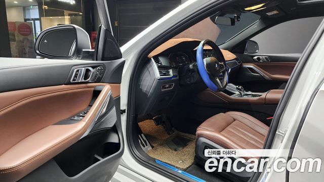 BMW X6 (G06) xDrive40i M Sport 2022 — фото 10