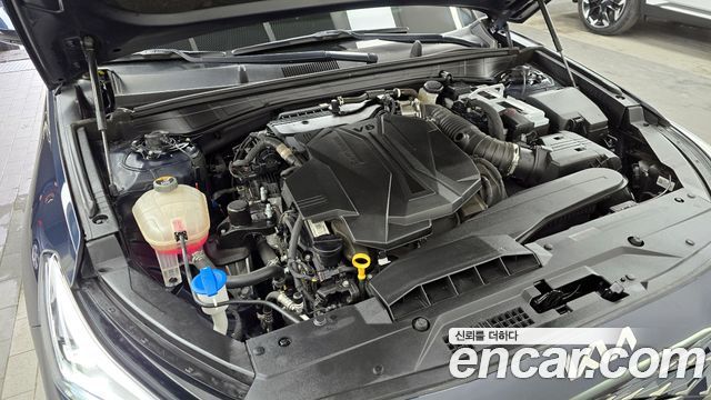 Kia K8 3.5 Gasoline 4WD Platinum 2022 — фото 6