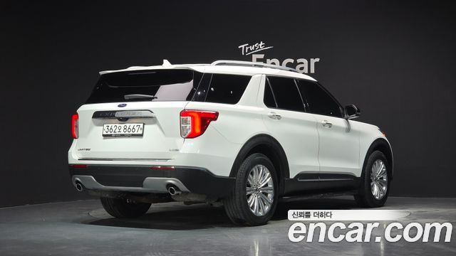 Ford Explorer (VI) 2.3 LimIted 4WD 2020 — фото 2