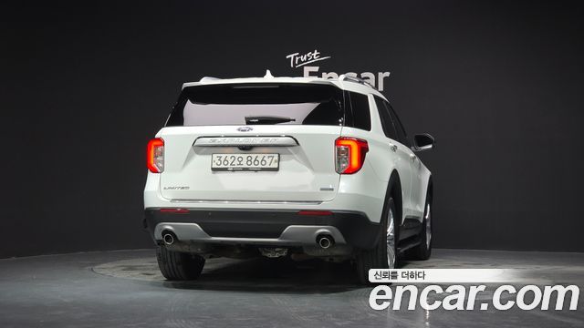 Ford Explorer (VI) 2.3 LimIted 4WD 2020 — фото 4