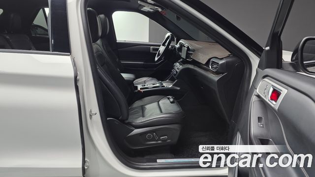 Ford Explorer (VI) 2.3 LimIted 4WD 2020 — фото 11