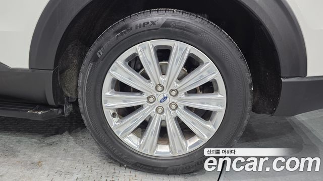 Ford Explorer (VI) 2.3 LimIted 4WD 2020 — фото 21