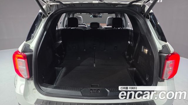 Ford Explorer (VI) 2.3 LimIted 4WD 2020 — фото 30