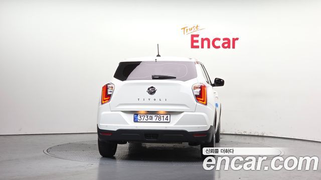 KG Mobility (SsangYong) Very New Tivoli Gasoline 1.5 2WD V1 2022 — фото 4