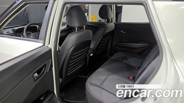 KG Mobility (SsangYong) Very New Tivoli Gasoline 1.5 2WD V1 2022 — фото 11