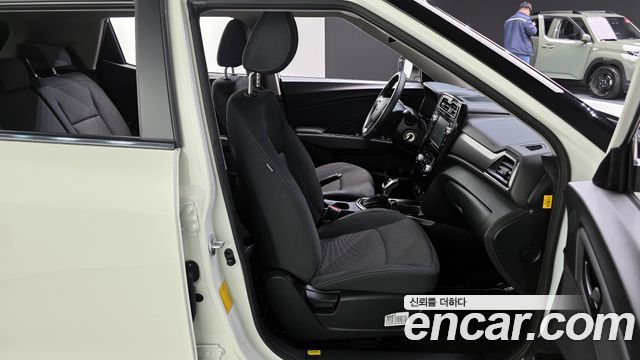 KG Mobility (SsangYong) Very New Tivoli Gasoline 1.5 2WD V1 2022 — фото 12