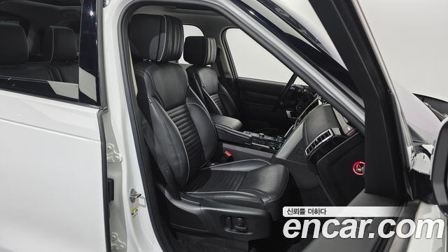 Land Rover Discovery 5 3.0 SD6 HSE Luxury 2019 — фото 11