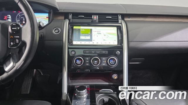 Land Rover Discovery 5 3.0 SD6 HSE Luxury 2019 — фото 19