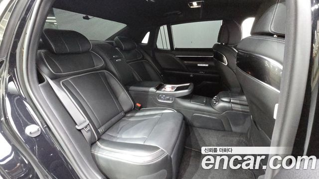 Genesis G90 (RS4) Gasoline 3.5 Turbo 2WD 2023 — фото 12
