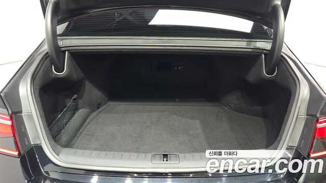 Genesis G90 (RS4) Gasoline 3.5 Turbo 2WD 2023 — фото 20