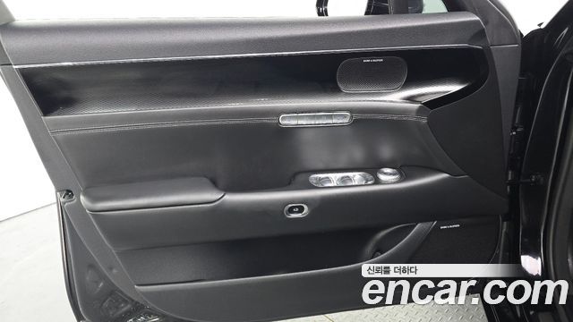 Genesis G90 (RS4) Gasoline 3.5 Turbo 2WD 2023 — фото 24