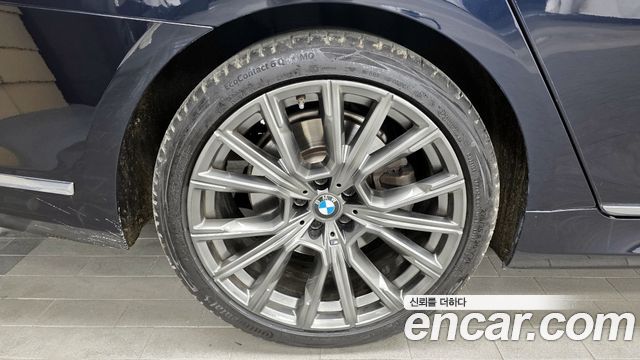 BMW 7 Series (G11) 730Ld xDrive M Sport 2021 — фото 5