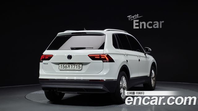 Volkswagen Tiguan (II) 2.0 TDI Premium 2020 — фото 2
