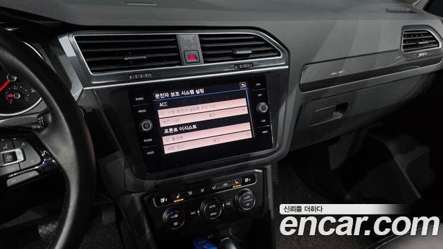 Volkswagen Tiguan (II) 2.0 TDI Premium 2020 — фото 14