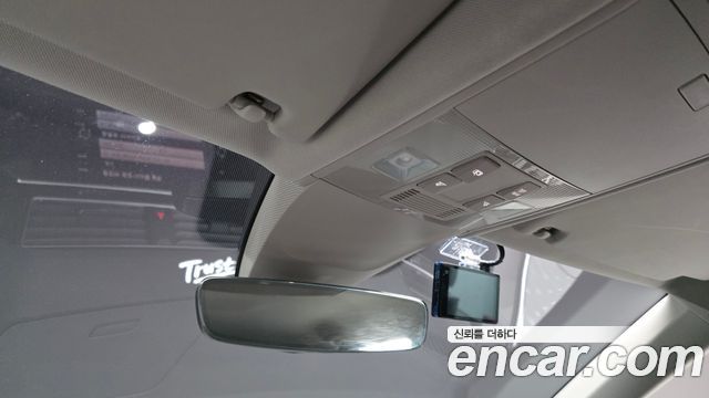 Volkswagen Tiguan (II) 2.0 TDI Premium 2020 — фото 19