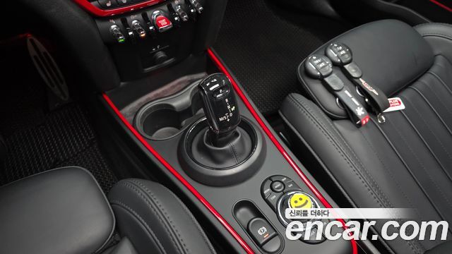 MINI Cooper S Countryman JCW Launch Pack 2nd Gen 2023 — фото 9