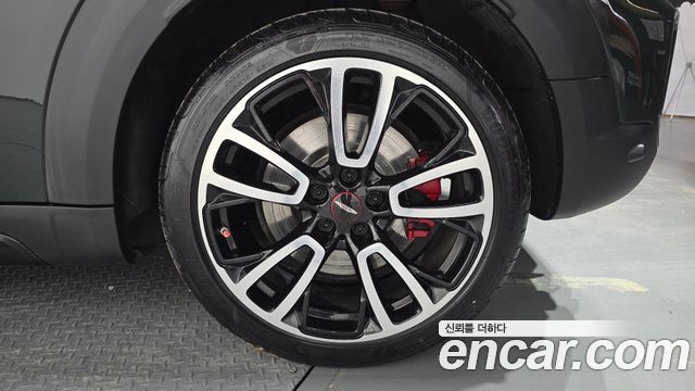 MINI Cooper S Countryman JCW Launch Pack 2nd Gen 2023 — фото 27