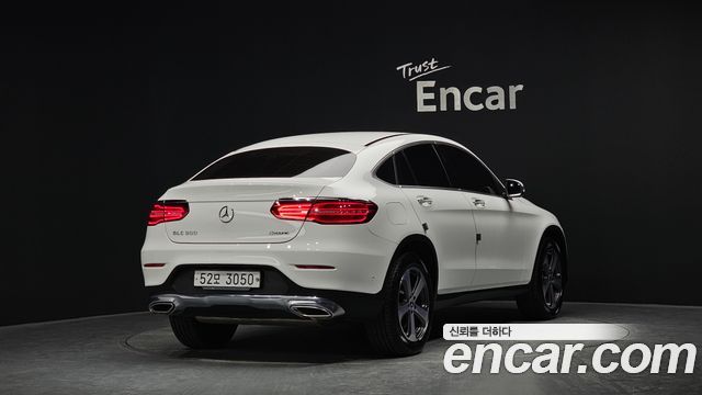Mercedes-Benz GLC-Class (X253) GCL300 4MATIC Coupe 2019 — фото 2