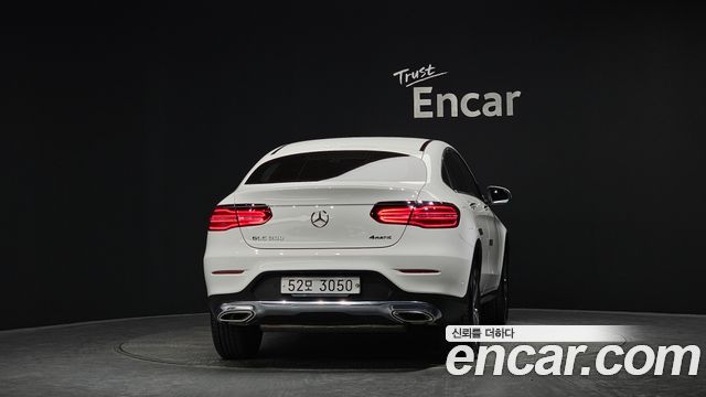 Mercedes-Benz GLC-Class (X253) GCL300 4MATIC Coupe 2019 — фото 4