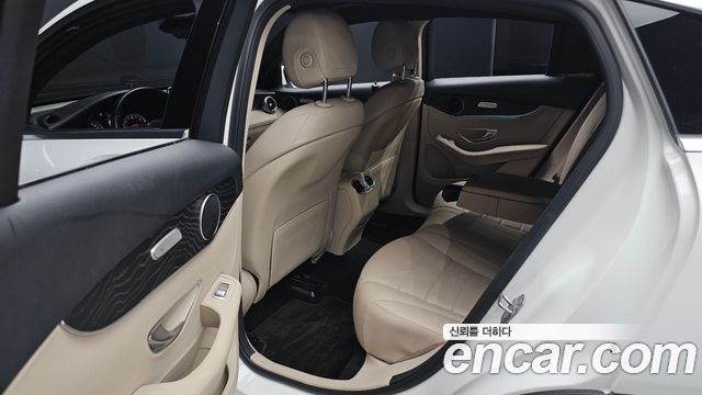 Mercedes-Benz GLC-Class (X253) GCL300 4MATIC Coupe 2019 — фото 16