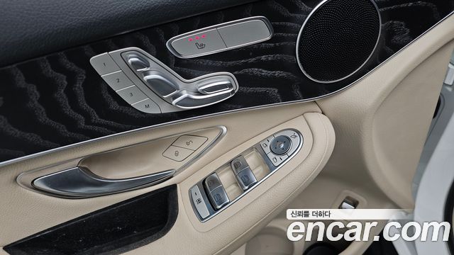 Mercedes-Benz GLC-Class (X253) GCL300 4MATIC Coupe 2019 — фото 21