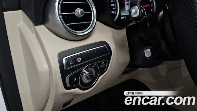 Mercedes-Benz GLC-Class (X253) GCL300 4MATIC Coupe 2019 — фото 22