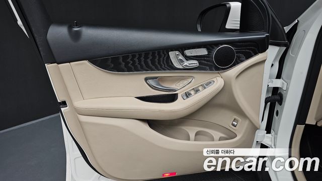 Mercedes-Benz GLC-Class (X253) GCL300 4MATIC Coupe 2019 — фото 30