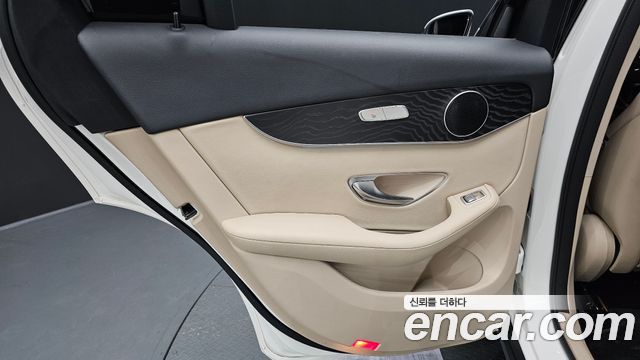 Mercedes-Benz GLC-Class (X253) GCL300 4MATIC Coupe 2019 — фото 31