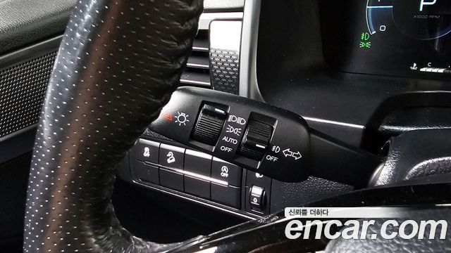 KG Mobility (SsangYong) Rexton Sports Khan Diesel 2.2 4WD Prestige 2022 — фото 36
