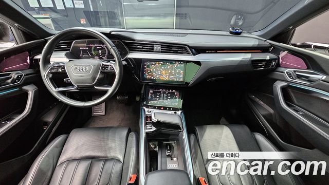 Audi e-tron 55 Quattro Sportback 2022 — фото 7