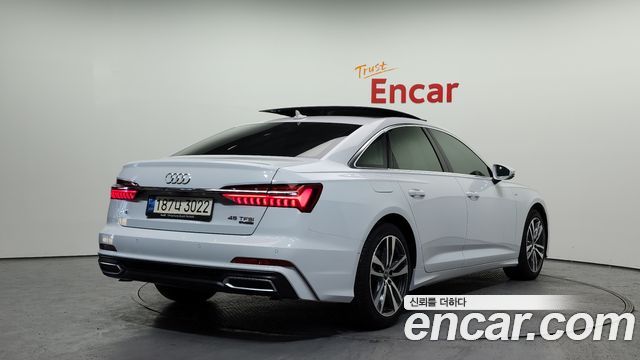 Audi A6 (C8) 45 TFSI Quattro Premium 2022 — фото 2