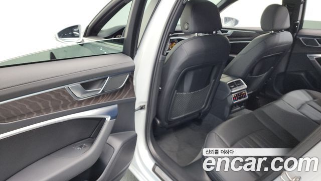 Audi A6 (C8) 45 TFSI Quattro Premium 2022 — фото 17