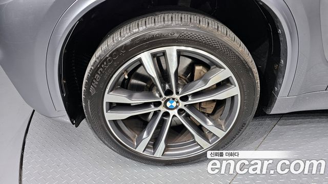 BMW X5 (F15) xDrive M50d 2015 — фото 5