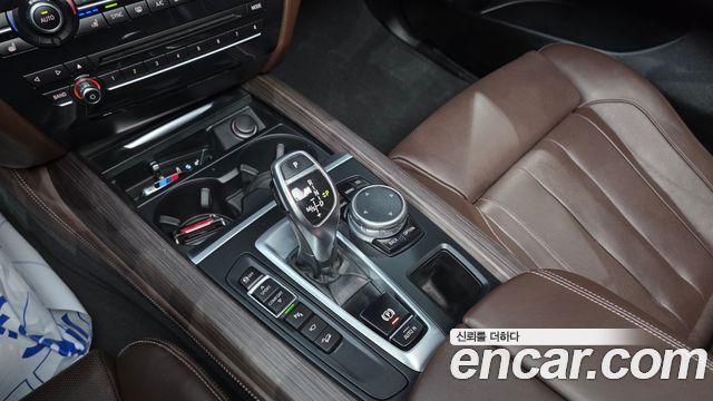 BMW X5 (F15) xDrive M50d 2015 — фото 9