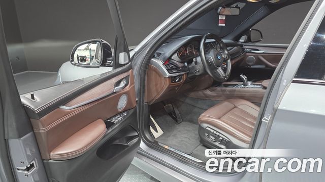 BMW X5 (F15) xDrive M50d 2015 — фото 10