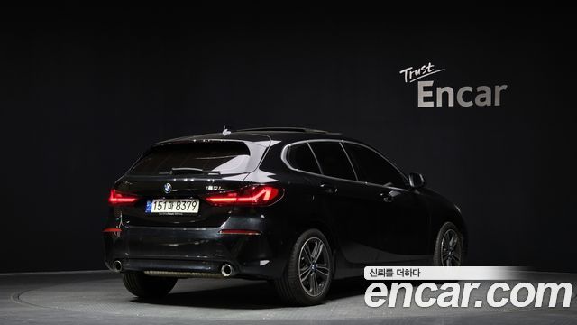 BMW 1 Series (F40) 120i Sports 2024 — фото 2