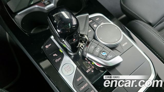 BMW 1 Series (F40) 120i Sports 2024 — фото 9