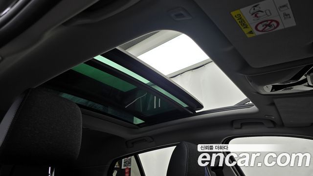 BMW 1 Series (F40) 120i Sports 2024 — фото 17