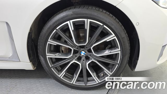 BMW 7 Series (G11) 740Li xDrive M Sport Package 2021 — фото 5