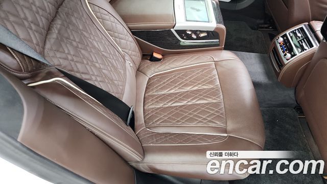 BMW 7 Series (G11) 740Li xDrive M Sport Package 2021 — фото 32