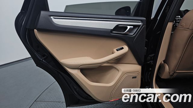 Porsche Macan 2.9 S 2022 — фото 25