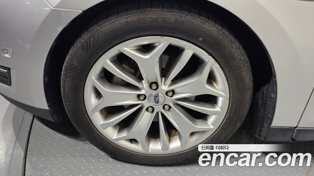 Ford Taurus 2.0 Limited EcoBoost 6th 2014 — фото 5