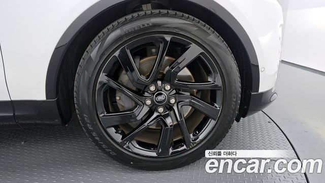 Land Rover Discovery 5 P360 R-Dynamic SE 2023 — фото 5