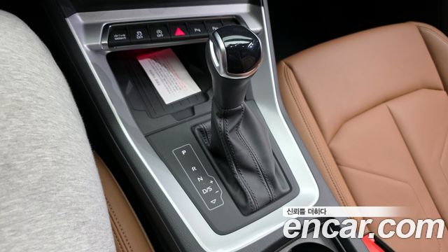 Audi Q3 (F3) 40 TFSI Quattro Premium 2025 — фото 9