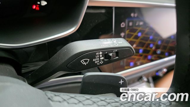 Audi Q3 (F3) 40 TFSI Quattro Premium 2025 — фото 15