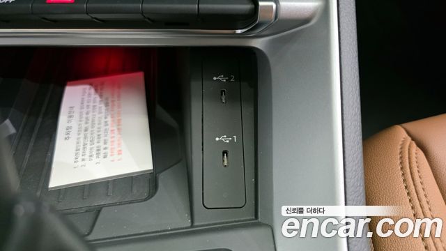 Audi Q3 (F3) 40 TFSI Quattro Premium 2025 — фото 27