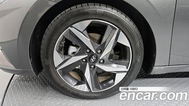 Hyundai Avante (CN7) 1.6 LPi Smart 2023 — фото 5