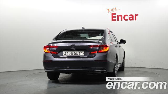 Honda Accord (X) 2.0 Hybrid Touring 2020 — фото 4