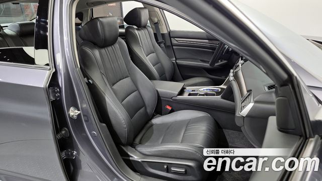 Honda Accord (X) 2.0 Hybrid Touring 2020 — фото 12