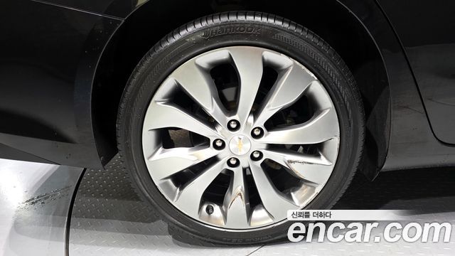 Chevrolet Malibu 2.0 Turbo LTZ Premium 2017 — фото 5